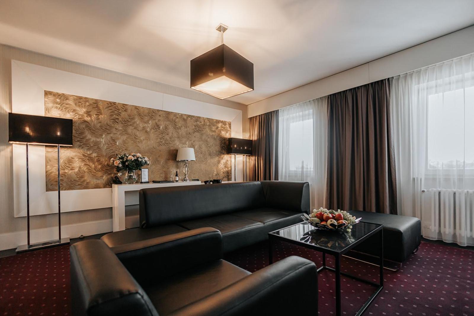 Platinum Palace Boutique & Hotel