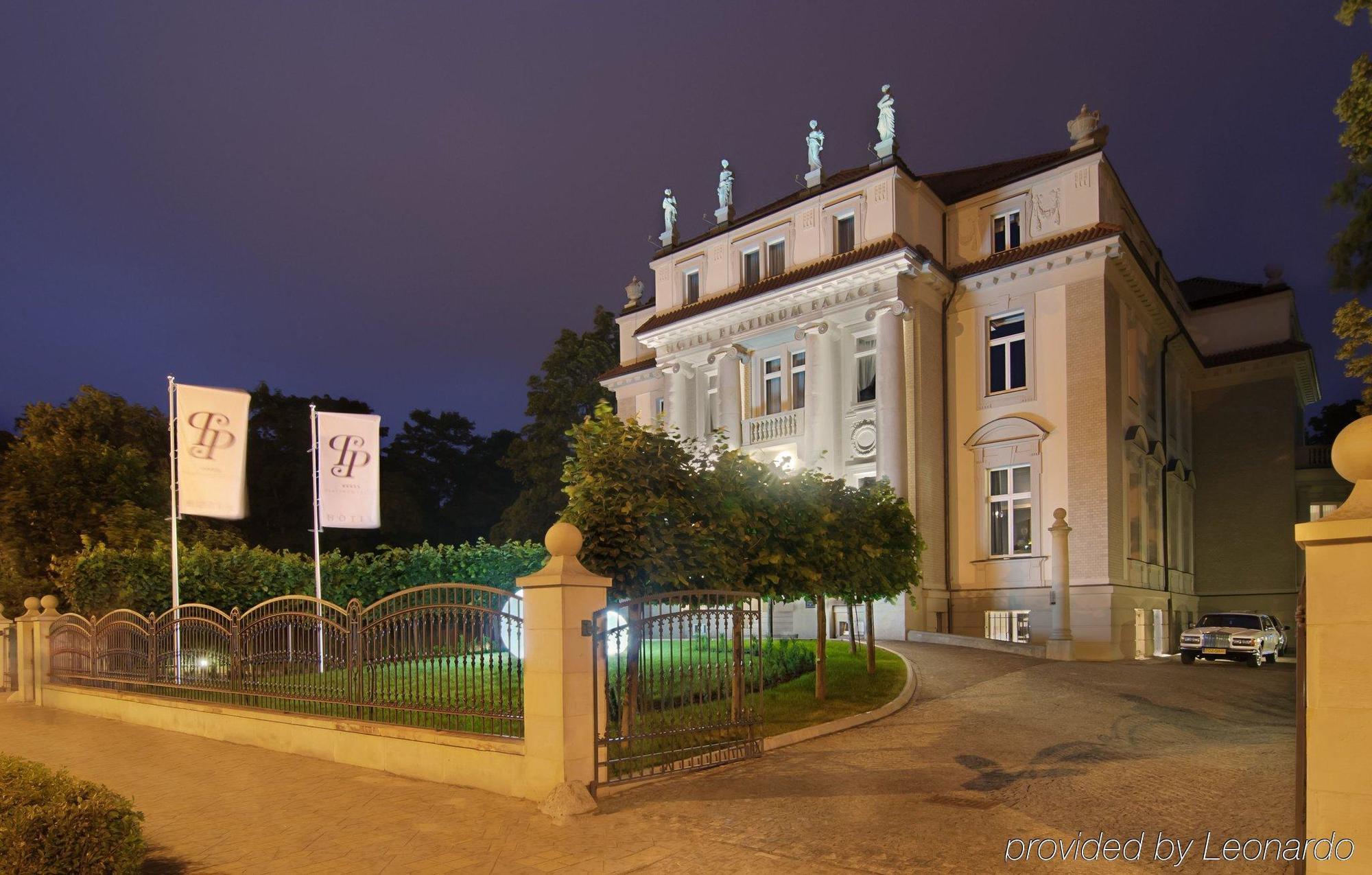 Hotel Platinum Palace Boutique &