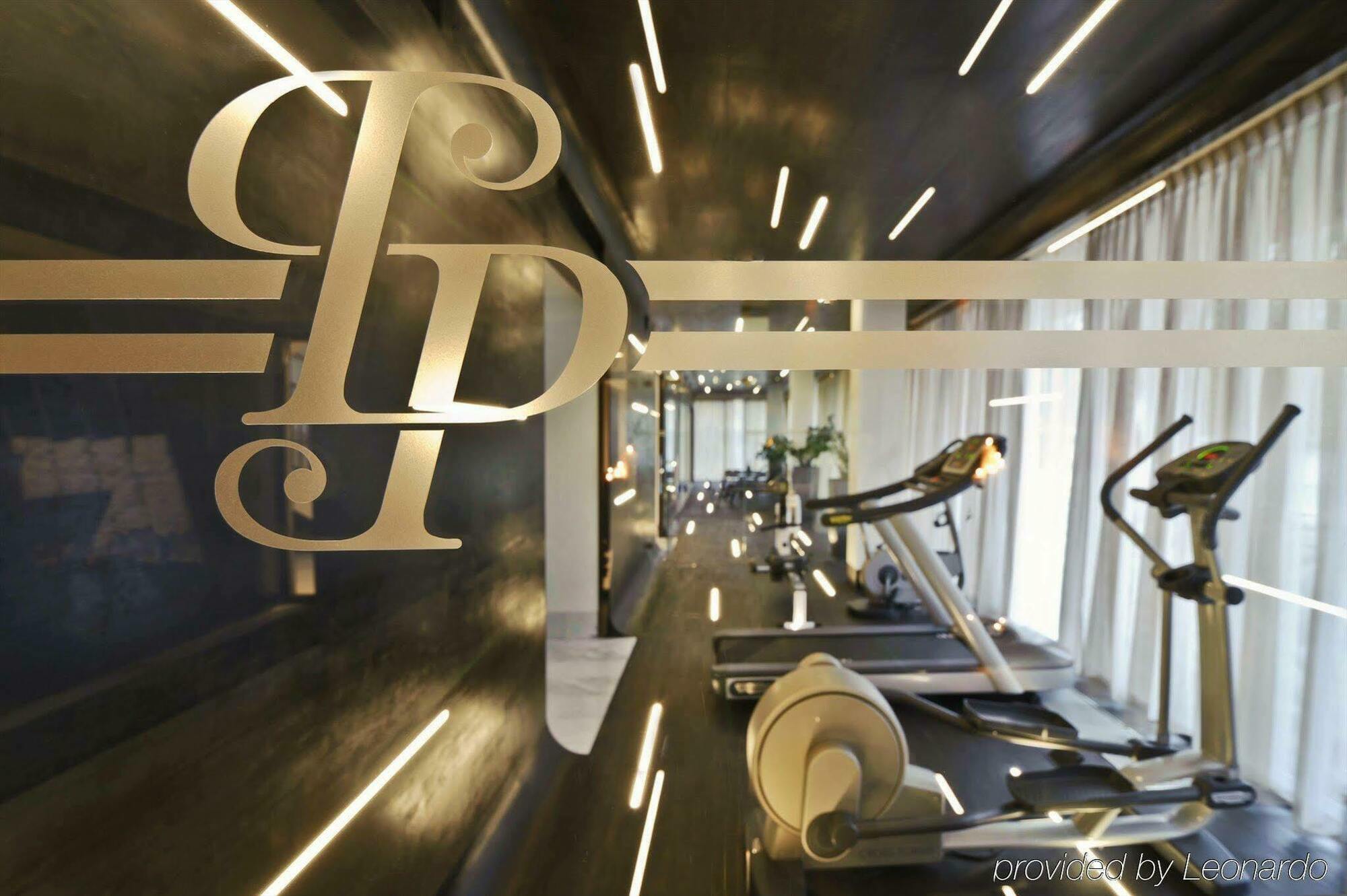 Platinum Palace Boutique & Hotell